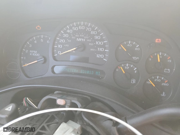 2004 Chevrolet Tahoe LS with VIN 1GNEK13Z34J196281, listed as a Copart auction lot 48482075 with 231,013 mi miles and Salvage Title. Bid and sale history available at carsss.com. Image 9.
