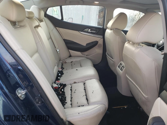 2017 Nissan Maxima SR z VIN 1N4AA6AP7HC400167, wystawiony jako Copart lot #51002585 z przebiegiem 86 170 mil mil oraz Nie do naprawy • Non repairable. Historia ofert i sprzedaży dostępna na DreamBid. Obrazek 10.