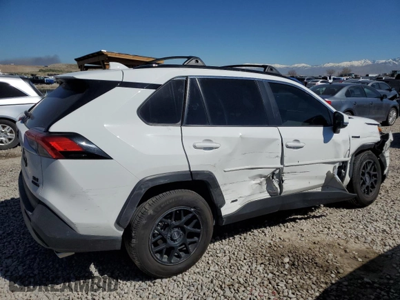 2021 Toyota RAV4 Hybrid XLE with VIN JTMRWRFV6MD559354, listed as a Copart auction lot 50803455 with 56,604 mi miles and Salvage Title. Bid and sale history available at carsss.com. Image 3.