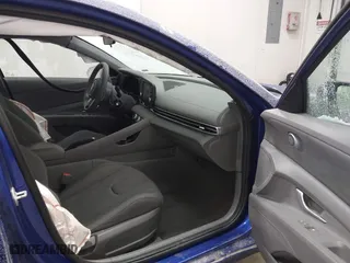 2022 Hyundai Elantra SE with VIN KMHLL4AG8NU368302, listed as a IAAI auction lot 41493595 with 56,823 mi miles. Bid and sale history available at carsss.com. Image 5.