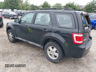 2010 Ford Escape XLS с VIN 1FMCU0C75AKD24279, выставлен на аукционе IAAI как лот 42506127 с пробегом 188 730 миль миль и . История ставок и продаж доступна на DreamBid. Изображение 3.