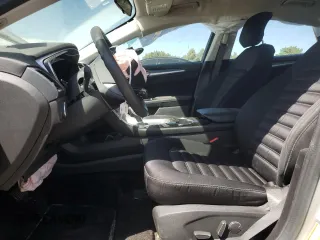 2015 Ford Fusion SE Hybrid with VIN 3FA6P0LU8FR172005, listed as a Copart auction lot 56831955 with 61,379 mi miles and Salvage title. Bid and sale history available at DreamBid. Image 7.