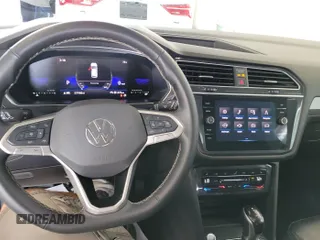 2024 Volkswagen Tiguan SE с VIN 3VV3B7AX0RM097417, выставлен на аукционе IAAI как лот 42850740 с пробегом 27 759 миль миль и . История ставок и продаж доступна на DreamBid. Изображение 5.