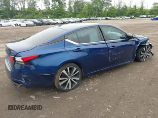 2019 Nissan Altima SR z VIN 1N4BL4CV4KC131194, wystawiony jako IAAI lot #42328015 z przebiegiem 112 099 mil mil oraz . Historia ofert i sprzedaży dostępna na DreamBid. Obrazek 4.