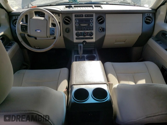 2011 Ford Expedition Max XLT с VIN 1FMJK1J52BEF24394, выставлен на аукционе Copart как лот 48367595 с пробегом 200 967 миль миль и Списание • Salvage title. История ставок и продаж доступна на DreamBid. Изображение 8.