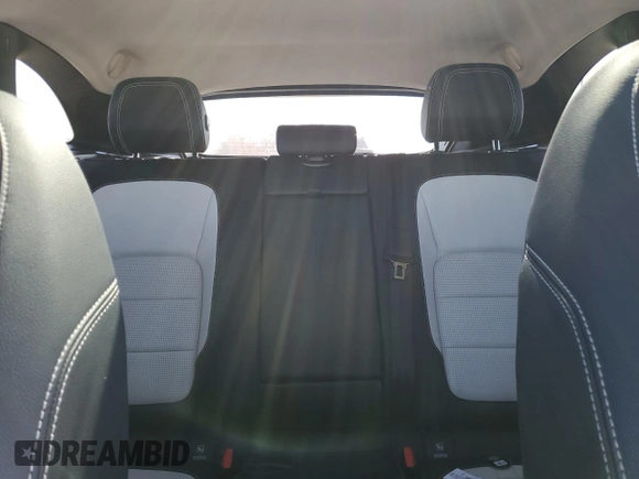 2017 Jaguar F-Pace 20d R-Sport with VIN SADCL2BNXHA490434, listed as a Copart auction lot 40455904 with 73,490 mi miles and . Bid and sale history available at DreamBid. Image 10.