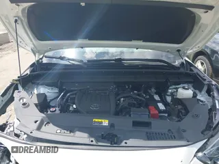 2023 Toyota Highlander L z VIN 5TDKDRBH4PS520231, wystawiony jako IAAI lot #42209363 z przebiegiem 21 312 mil mil oraz . Historia ofert i sprzedaży dostępna na DreamBid. Obrazek 10.