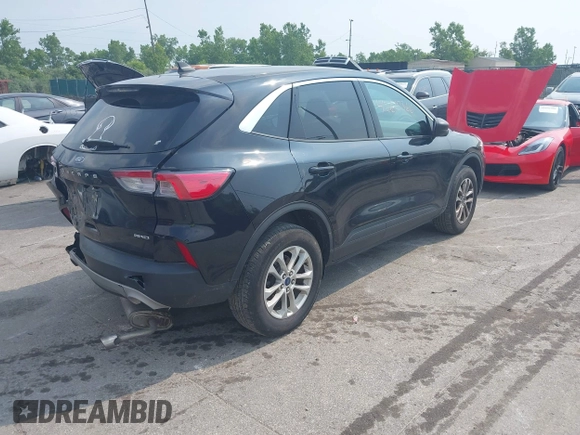 2022 Ford Escape SE with VIN 1FMCU9G62NUA72507, listed as a IAAI auction lot 42615366 with 34,214 mi miles and . Bid and sale history available at DreamBid. Image 4.