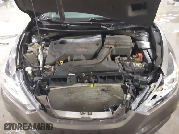 2016 Nissan Altima 2.5 S with VIN 1N4AL3AP4GC145811, listed as a IAAI auction lot 41424415 with 124,224 mi miles. Bid and sale history available at carsss.com. Image 10.