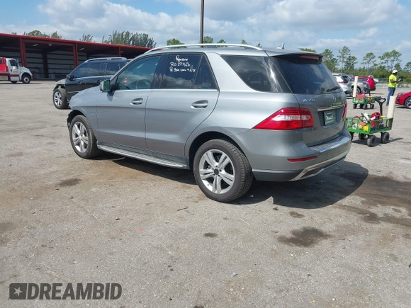 2012 Mercedes-Benz M ML 350 with VIN 4JGDA5HBXCA068916, listed as a IAAI auction lot 42096508 with 69,881 mi miles and . Bid and sale history available at carsss.com. Image 3.