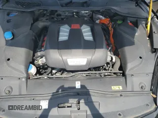 2017 Porsche Cayenne S E-Hybrid with VIN WP1AE2A27HLA70895, listed as a Copart auction lot 62656685 with 93,708 mi miles and Salvage title. Bid and sale history available at DreamBid. Image 12.