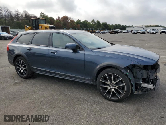 2019 Volvo V90 z VIN YV4A22NL9K1083953, wystawiony jako Copart lot #65525484 z przebiegiem 81 759 mil mil oraz Szkoda całkowita • Salvage title. Historia ofert i sprzedaży dostępna na DreamBid. Obrazek 4.