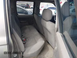 2004 Nissan Frontier XE z VIN 1N6ED27T94C481504, wystawiony jako IAAI lot #41944369 z przebiegiem 216 872 mil mil oraz . Historia ofert i sprzedaży dostępna na DreamBid. Obrazek 8.