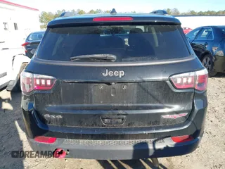 2020 Jeep Compass Trailhawk with VIN 3C4NJDDB4LT220965, listed as a IAAI auction lot 41742194 with 121,704 mi miles and . Bid and sale history available at carsss.com. Image 16.