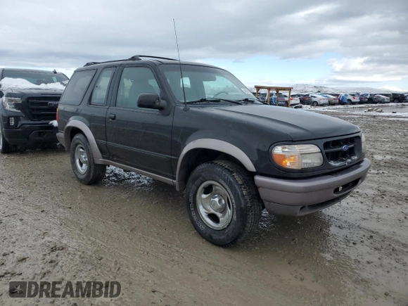 1997 Ford Explorer Sport z VIN 1FMDU24E2VUC26866, wystawiony jako Copart lot #49509565 z przebiegiem Nie podano mil oraz Czysty tytuł • Clean title. Historia ofert i sprzedaży dostępna na DreamBid. Obrazek 4.