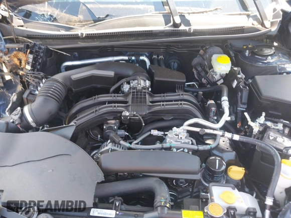 2025 Subaru Outback Premium with VIN 4S4BTADC4S3242331, listed as a IAAI auction lot 42565795 with 111 mi miles and . Bid and sale history available at DreamBid. Image 10.