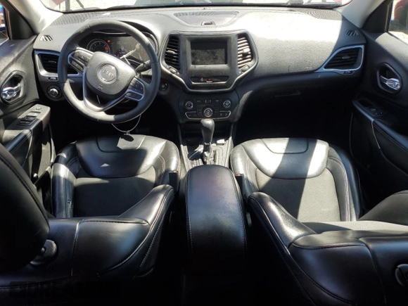 2020 Jeep Cherokee Latitude Plus z VIN 1C4PJLLB1LD605734, wystawiony jako Copart lot #56411515 z przebiegiem 91 496 mil mil oraz Szkoda całkowita • Salvage title. Historia ofert i sprzedaży dostępna na DreamBid. Obrazek 8.