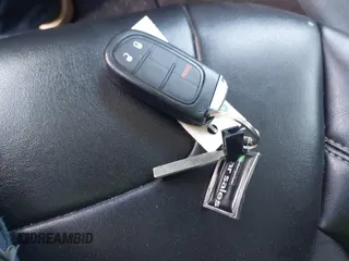 2020 Jeep Cherokee Latitude Plus с VIN 1C4PJMLB5LD651461, выставлен на аукционе IAAI как лот 41955561 с пробегом 69 081 миль миль и . История ставок и продаж доступна на DreamBid. Изображение 11.