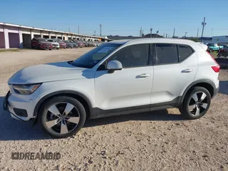 2021 Volvo XC40 Momentum with VIN YV4162UK5M2423299, listed as a IAAI auction lot 41940996 with 50,304 mi miles and . Bid and sale history available at DreamBid. Image 13.