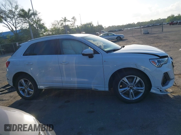 2024 Audi Q3 S line Premium Plus with VIN WA1EECF36R1152747, listed as a IAAI auction lot 42110619 with 16,926 mi miles and . Bid and sale history available at DreamBid. Image 13.