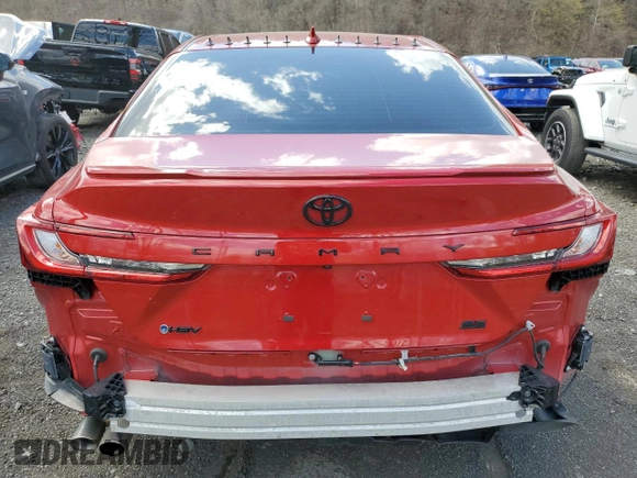 2025 Toyota Camry LE with VIN 4T1DAACK9SU001561, listed as a Copart auction lot 53425505 with 28,670 mi miles and Salvage Title. Bid and sale history available at carsss.com. Image 6.