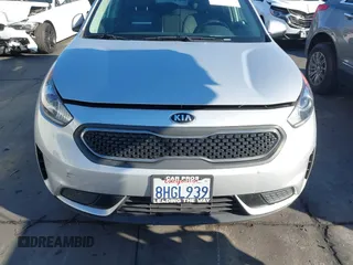 2019 Kia Niro LX with VIN KNDCB3LC1K5256409, listed as a IAAI auction lot 41741415 with 153,360 mi miles. Bid and sale history available at carsss.com. Image 13.