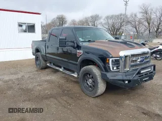 2010 Ford Super Duty F-250 SRW XL with VIN 1FTSW2BR2AEB07232, listed as a IAAI auction lot 41948951 with 124,116 mi miles. Bid and sale history available at carsss.com. Image 1.