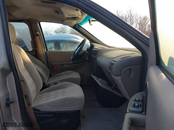 2004 Chevrolet Venture LS with VIN 1GNDX03E44D226097, listed as a IAAI auction lot 41311928 with 115,333 mi miles. Bid and sale history available at carsss.com. Image 5.