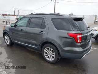 2016 Ford Explorer XLT with VIN 1FM5K7DH8GGB95352, listed as a IAAI auction lot 42118995 with 140,963 mi miles and . Bid and sale history available at carsss.com. Image 3.