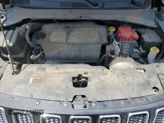 2020 Jeep Compass Latitude with VIN 3C4NJDBB1LT117179, listed as a Copart auction lot 62925095 with 130,262 mi miles and Clean title. Bid and sale history available at DreamBid. Image 12.