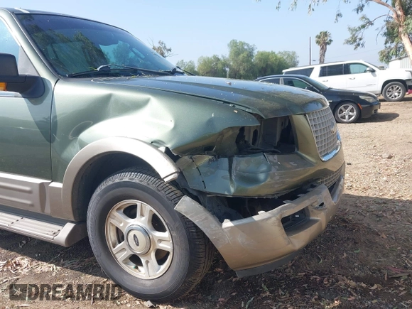 2003 Ford Expedition Eddie Bauer with VIN 1FMPU17L03LC04711, listed as a IAAI auction lot 42641380 with 197,987 mi miles and . Bid and sale history available at DreamBid. Image 12.