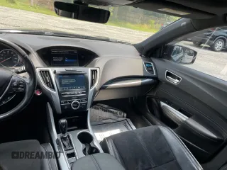 2019 Acura TLX w/A-Spec Pkg z VIN 19UUB1F63KA003695, wystawiony jako Copart lot #61098085 z przebiegiem 46 935 mil mil oraz Szkoda całkowita • Salvage title. Historia ofert i sprzedaży dostępna na DreamBid. Obrazek 9.