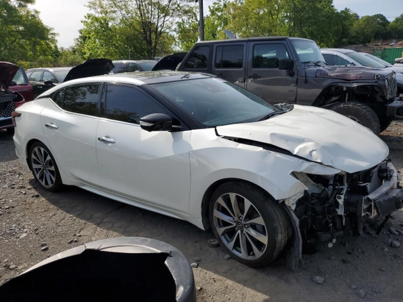2023 Nissan Maxima Platinum z VIN 1N4AA6FVXPC504805, wystawiony jako Copart lot #58530535 z przebiegiem 43 943 mil mil oraz Szkoda całkowita • Salvage title. Historia ofert i sprzedaży dostępna na DreamBid. Obrazek 4.