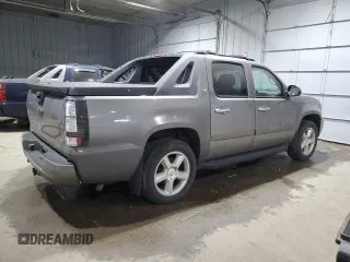 2008 Chevrolet Avalanche LT w/3LT with VIN 3GNFK12388G279813, listed as a Copart auction lot 41590555 with 333,711 mi miles and Clean Title. Bid and sale history available at carsss.com. Image 3.