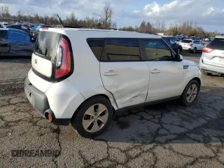 2015 Kia Soul with VIN KNDJN2A22F7221763, listed as a Copart auction lot 47408055 with 101,574 mi miles and Salvage Title. Bid and sale history available at DreamBid. Image 3.