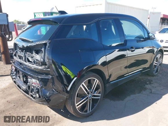 2016 BMW i3 z VIN WBY1Z2C51GV556942, wystawiony jako IAAI lot #40681795 z przebiegiem 56 886 mil mil oraz . Historia ofert i sprzedaży dostępna na DreamBid. Obrazek 4.