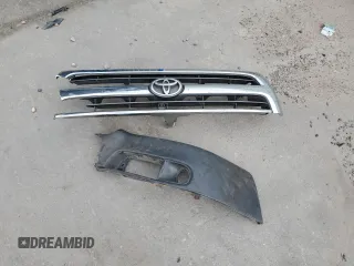 1999 Toyota 4Runner SR5 с VIN JT3HN86R7X0211882, выставлен на аукционе Copart как лот 59237195 с пробегом 205 026 миль миль и Списание • Salvage title. История ставок и продаж доступна на DreamBid. Изображение 13.