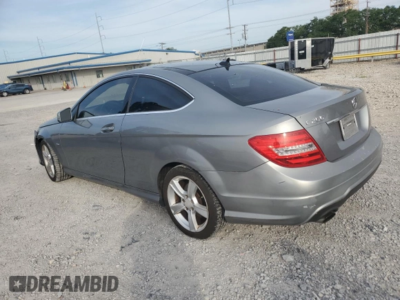2012 Mercedes-Benz C 250 с VIN WDDGJ4HB3CF739542, выставлен на аукционе Copart как лот 62375505 с пробегом 139 214 миль миль и Списание • Salvage title. История ставок и продаж доступна на DreamBid. Изображение 2.