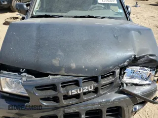 2001 Isuzu Rodeo S with VIN 4S2DM58W914354772, listed as a Copart auction lot 72208564 with 146,507 mi miles and Salvage Title. Bid and sale history available at carsss.com. Image 13.