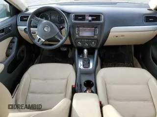 2014 Volkswagen Jetta Sedan SE w/Connectivity with VIN 3VWD07AJXEM209099, listed as a Copart auction lot 45860565 with 111,046 mi miles and Salvage Title. Bid and sale history available at carsss.com. Image 8.