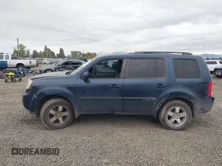 2011 Honda Pilot EX with VIN 5FNYF4H41BB004997, listed as a IAAI auction lot 40505560 with 141,487 mi miles. Bid and sale history available at carsss.com. Image 14.