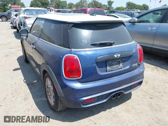 2015 MINI Hardtop S z VIN WMWXP7C59F2A35983, wystawiony jako IAAI lot #42303948 z przebiegiem 100 492 mil mil oraz . Historia ofert i sprzedaży dostępna na DreamBid. Obrazek 3.