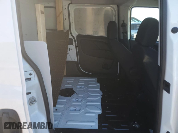 2022 Ram ProMaster City Cargo Tradesman with VIN ZFBHRFAB4N6X90292, listed as a Copart auction lot 39751944 with 15,981 mi miles and . Bid and sale history available at DreamBid. Image 10.