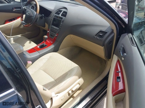 2008 Lexus ES 350 with VIN JTHBJ46G582230004, listed as a IAAI auction lot 41931932 with 170,287 mi miles. Bid and sale history available at carsss.com. Image 5.