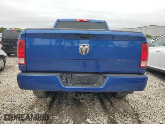2018 Ram 1500 Express z VIN 3C6RR6KG2JG249849, wystawiony jako Copart lot #42008845 z przebiegiem Nie podano mil oraz Nie do naprawy • Non repairable. Historia ofert i sprzedaży dostępna na DreamBid. Obrazek 6.