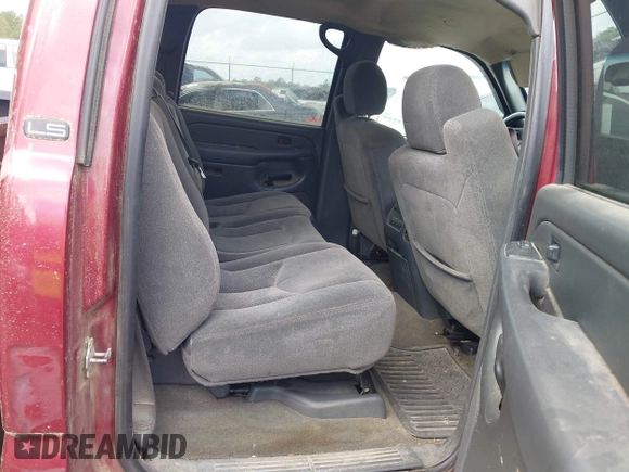 2005 Chevrolet Silverado 1500 LS z VIN 2GCEC13T651394768, wystawiony jako IAAI lot #41941443 z przebiegiem 371 563 mil mil oraz . Historia ofert i sprzedaży dostępna na DreamBid. Obrazek 8.