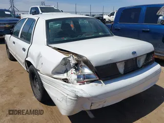 2010 Ford Police Interceptor with VIN 2FABP7BV1AX135812, listed as a IAAI auction lot 42282987 with Not provided miles and . Bid and sale history available at DreamBid. Image 3.