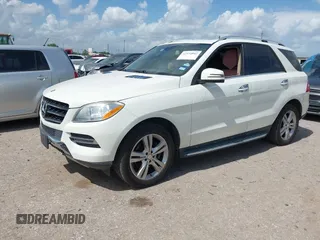 2013 Mercedes-Benz M 350 with VIN 4JGDA5HB9DA220024, listed as a IAAI auction lot 42531042 with 132,702 mi miles and . Bid and sale history available at DreamBid. Image 18.