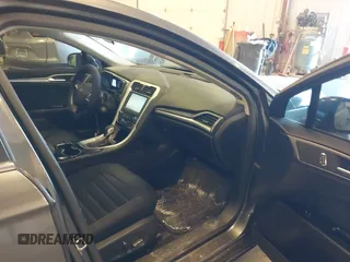 2016 Ford Fusion SE with VIN 1FA6P0H7XG5112363, listed as a IAAI auction lot 41894446 with 105,518 mi miles. Bid and sale history available at carsss.com. Image 5.