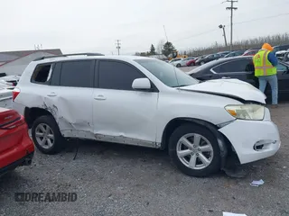 2008 Toyota Highlander z VIN JTEDS41AX82008287, wystawiony jako IAAI lot #41943976 z przebiegiem 84 493 mil mil oraz . Historia ofert i sprzedaży dostępna na DreamBid. Obrazek 13.